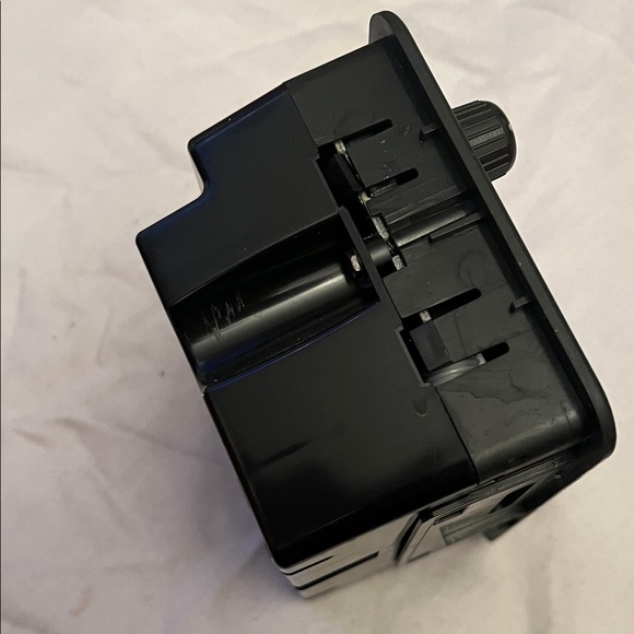 2003-2007 Hummer H2 Console Mounted Rear Audio Control - Picture 6 of 8